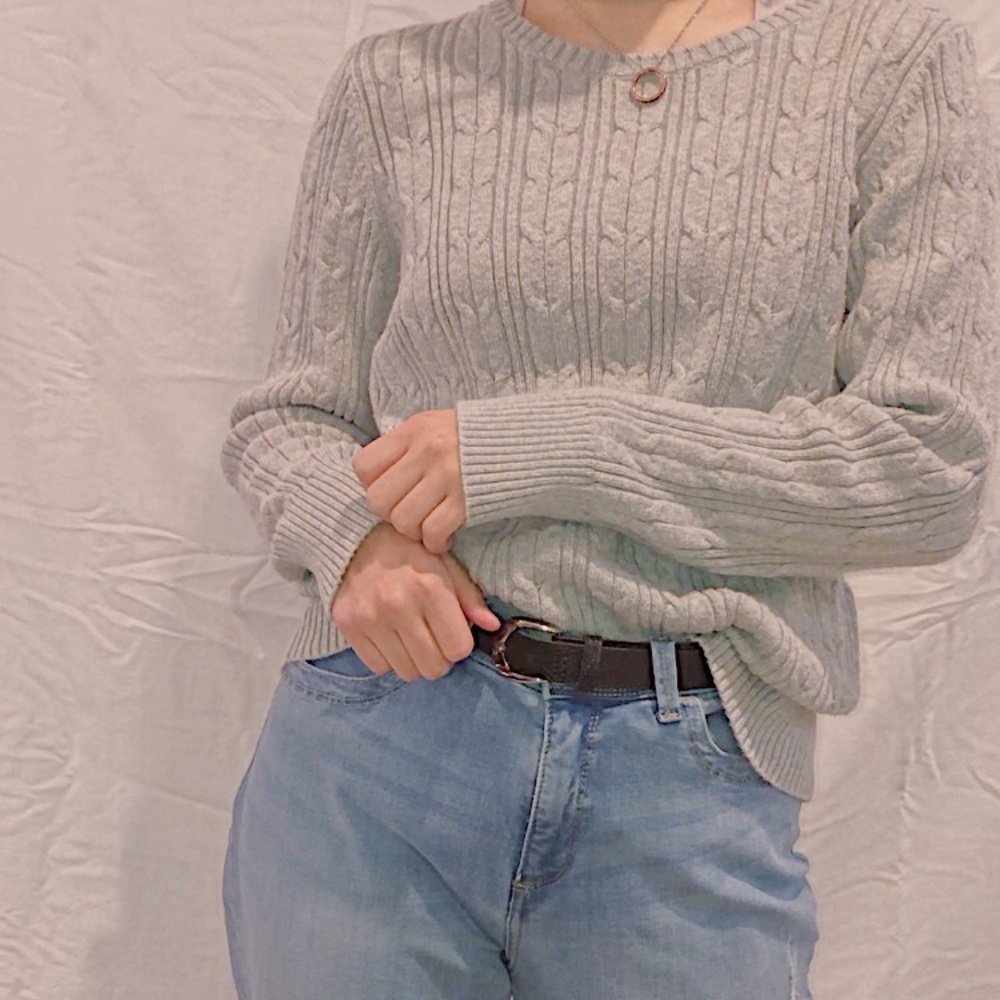 Cozy grey sweater!